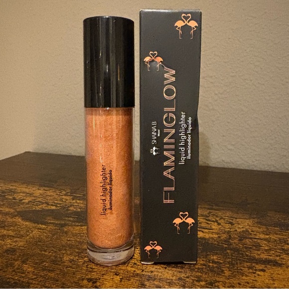 SHAINA B MIAMI FLAMINGLOW Liquid Highlighter in NUDE BEACH - Picture 2 of 5